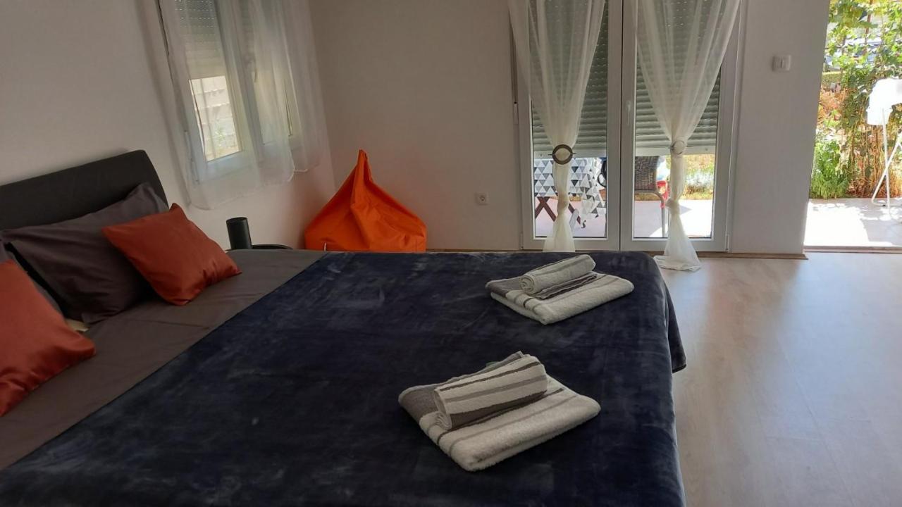 Leona Apartment Vidikovac, Pula Ngoại thất bức ảnh