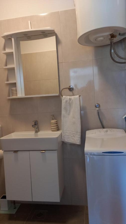 Leona Apartment Vidikovac, Pula Ngoại thất bức ảnh