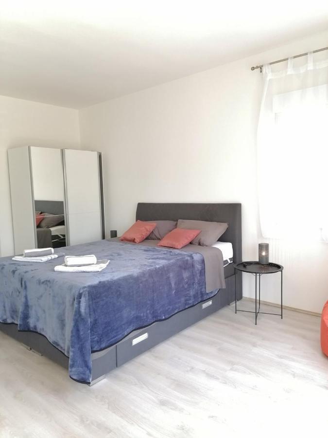 Leona Apartment Vidikovac, Pula Ngoại thất bức ảnh